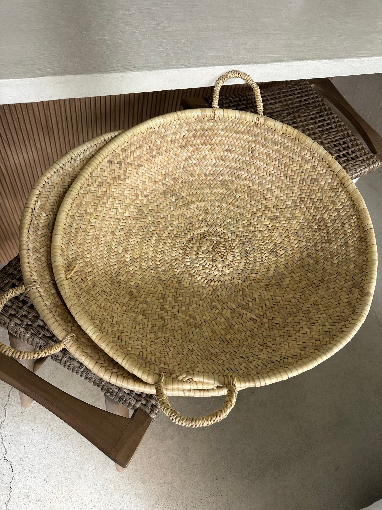 woven plate basket